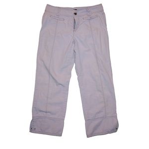 Calvin Klein Jeans Capris Womens size 8 Lavender